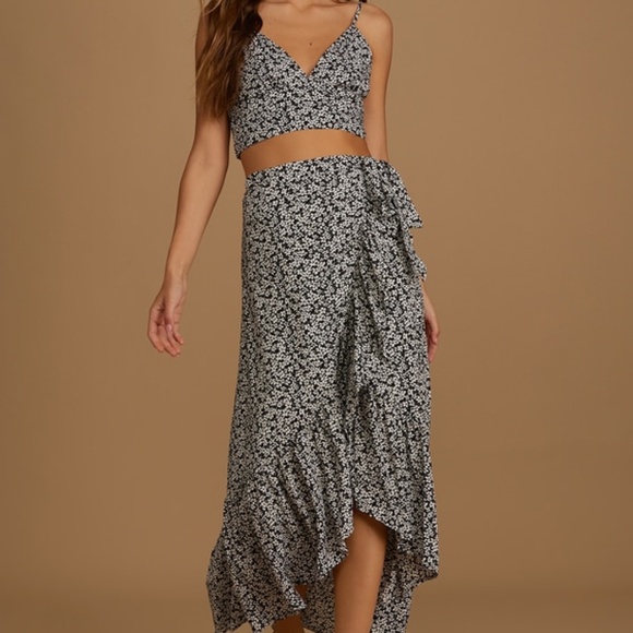 Lulus Summer Romance Black Floral Print Two-piece Midi Dress - Size XS - Picture 1 of 2